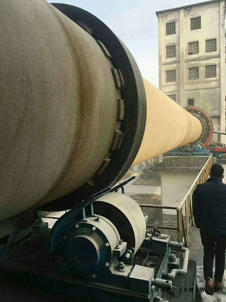吳忠礦石粉碎設(shè)備烘干機(jī)（吉林二手干燥機(jī)）